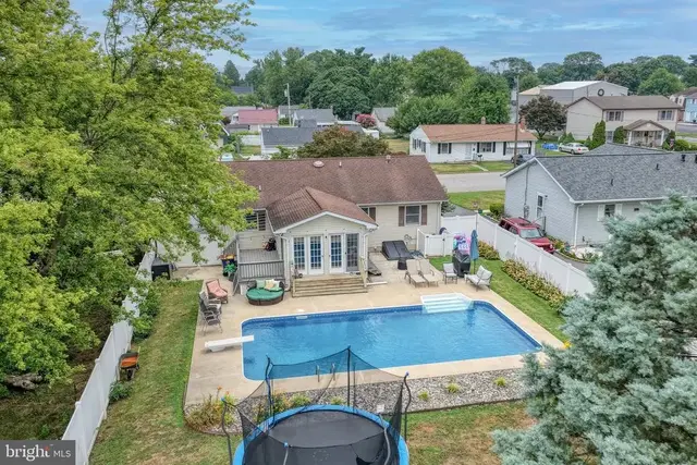 119 N High St, Smyrna