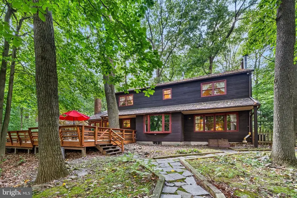 5839 Private Rd, DOYLESTOWN