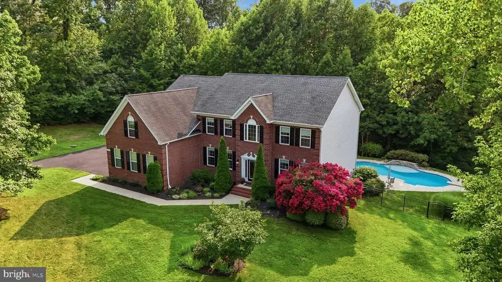 1008 Horse Pen Run, HUNTINGTOWN