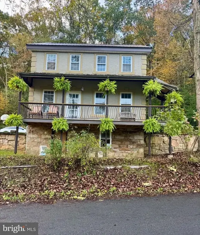 146 Mexico Rd, Pine Grove