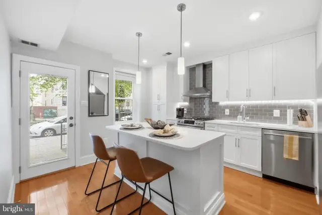 1433 W St Nw, Washington