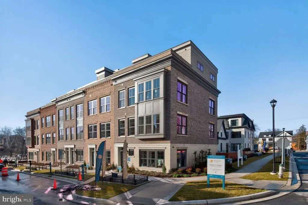 5031 Dulcet Dr #22, KENSINGTON