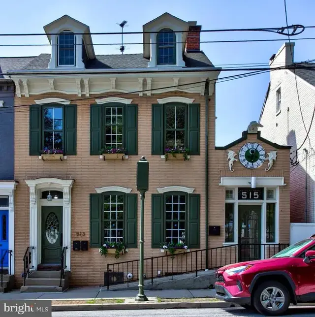 515 Locust St, Columbia