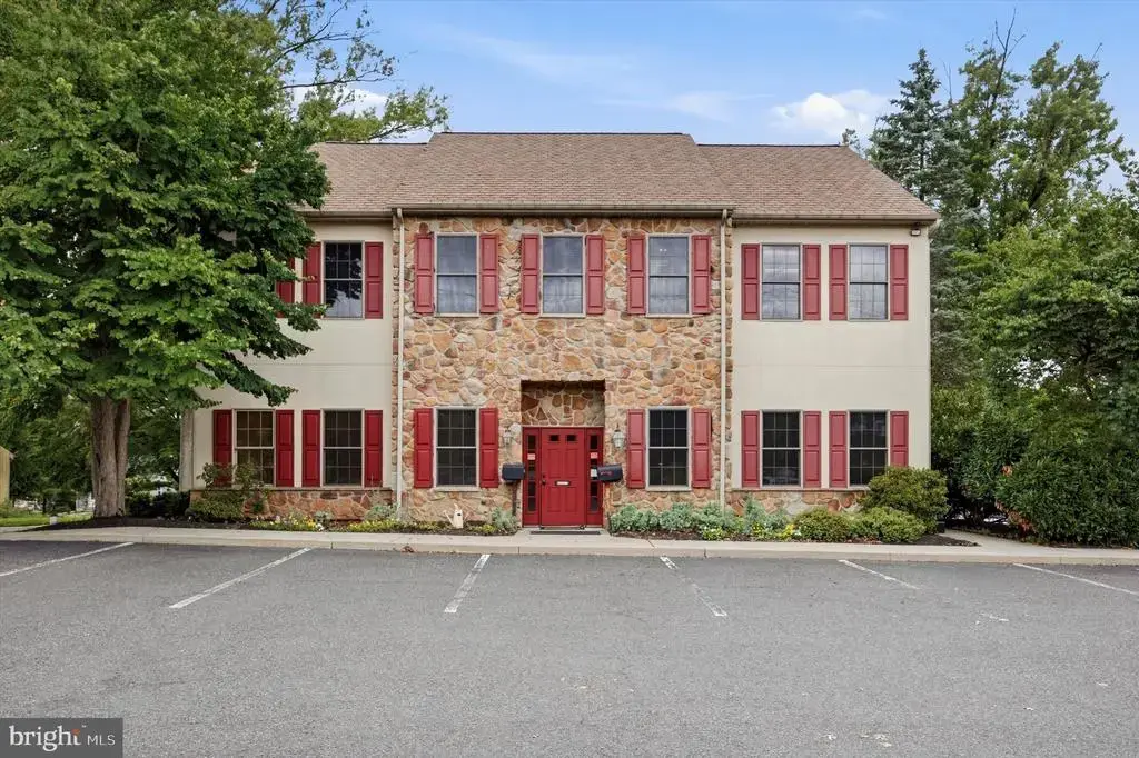 1133 Dekalb Pike, BLUE BELL