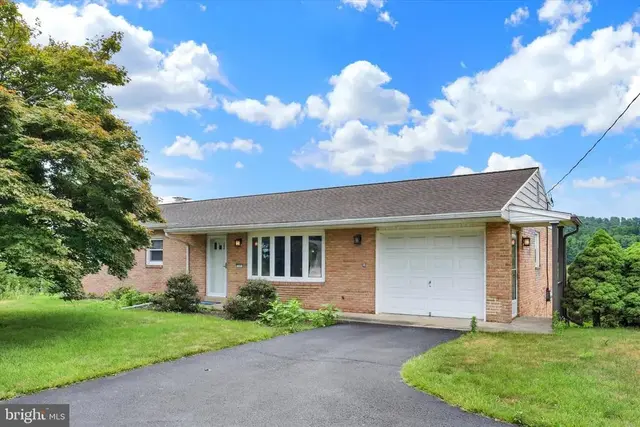 428 Lewisberry Rd, New Cumberland