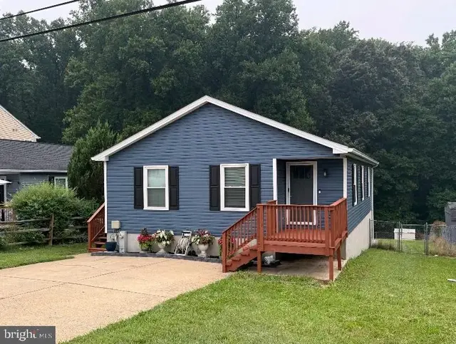 9404 Fairview Ave, Laurel
