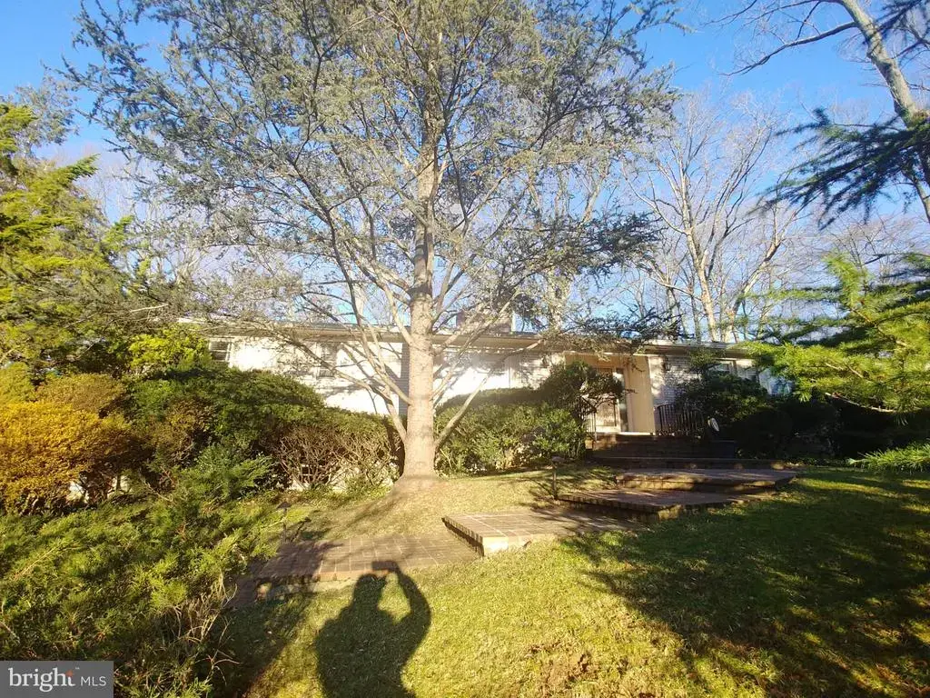 1429 Laburnum St, MCLEAN