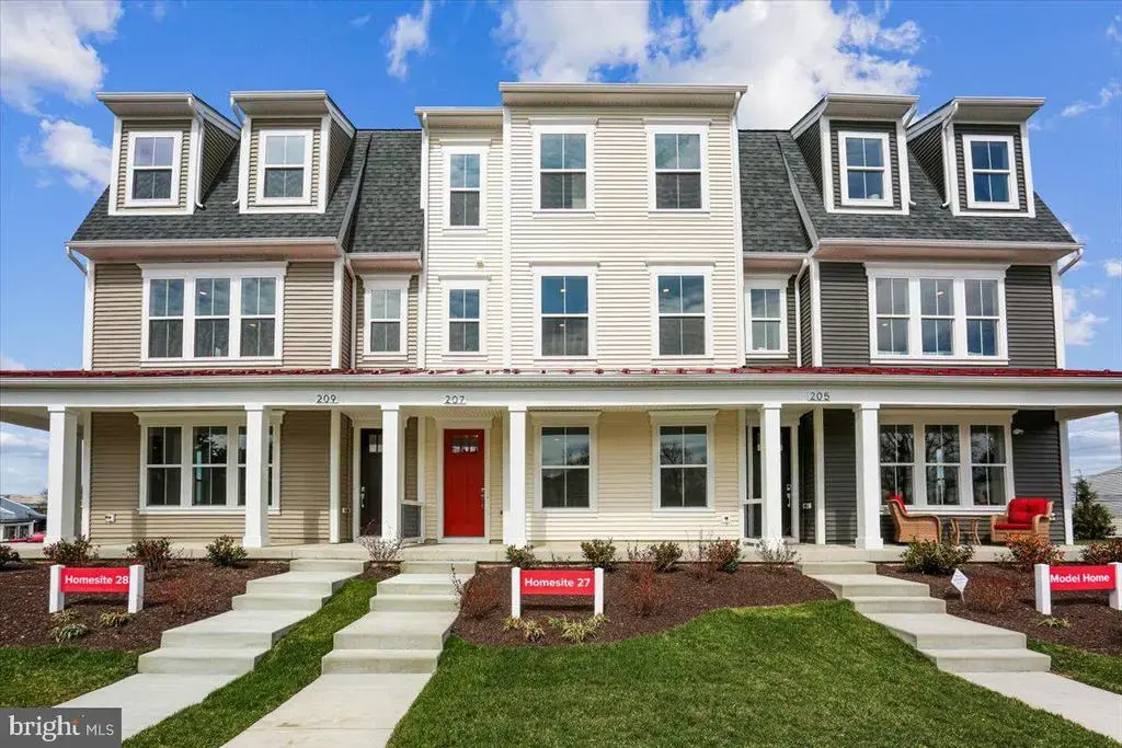 102 Allen Ln, POOLESVILLE