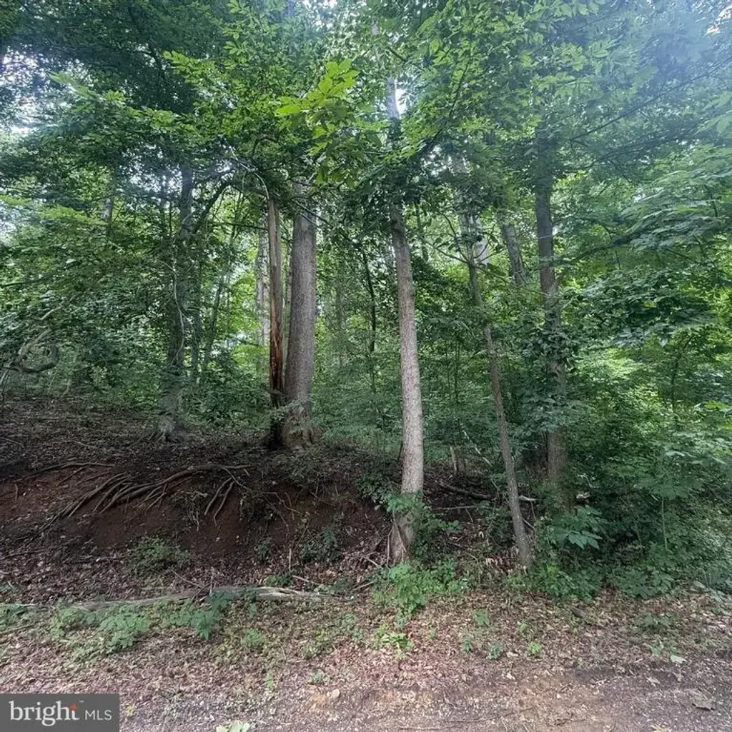 4400 Woodview Ln, PRINCE FREDERICK