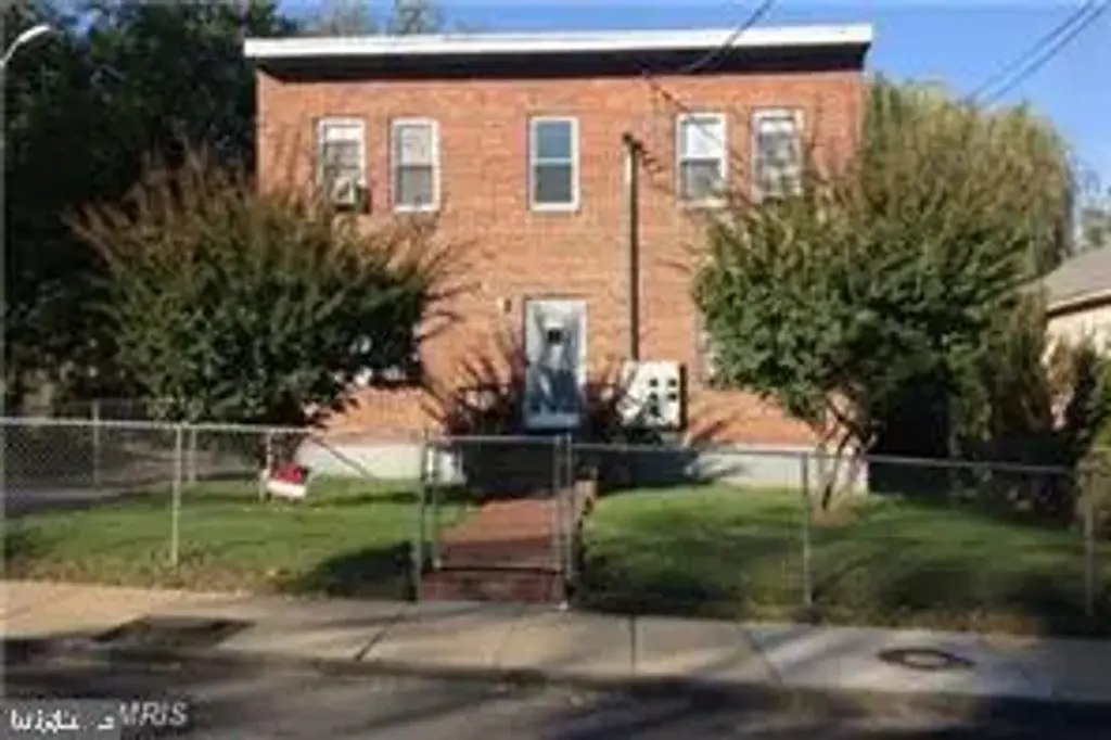 1014 Ne 48th Pl Ne #4, WASHINGTON