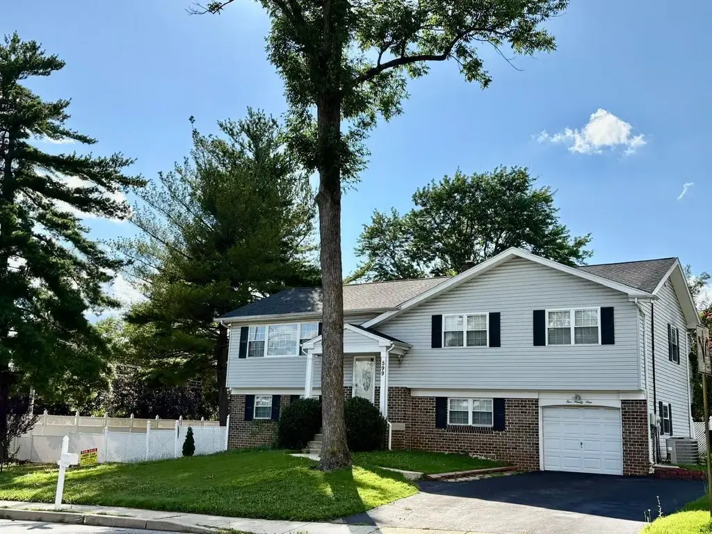 599 Elliott Dr, KING OF PRUSSIA