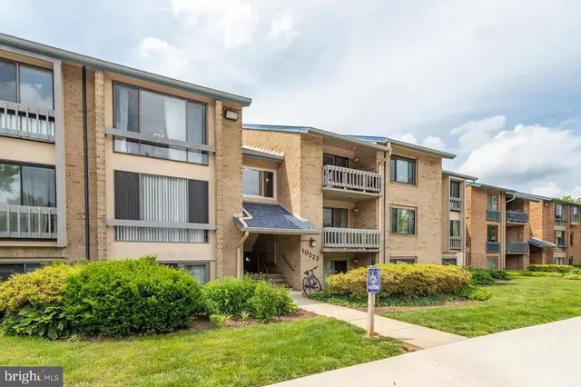 10223 Valentino Dr #7323, Oakton