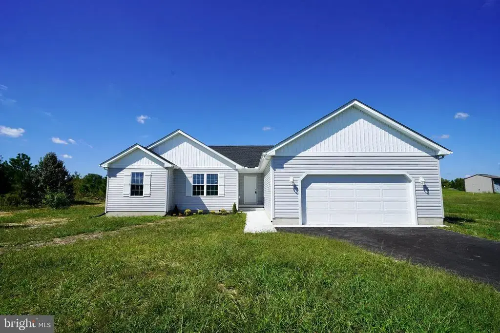 454 Refuge Run, FELTON
