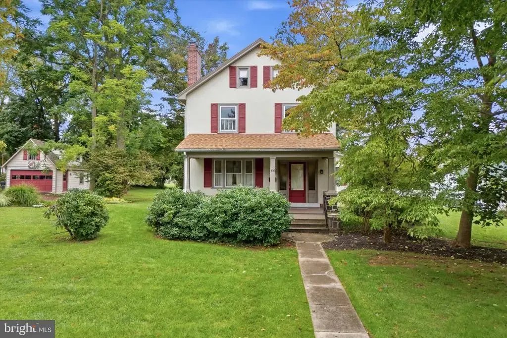 44 6th Ave, COLLEGEVILLE