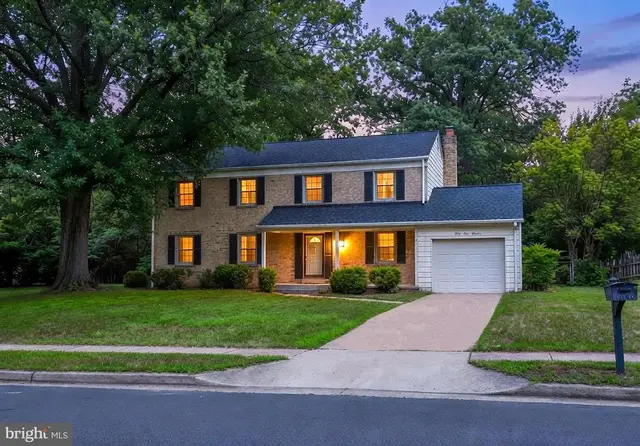 6113 Tammy Dr, Alexandria