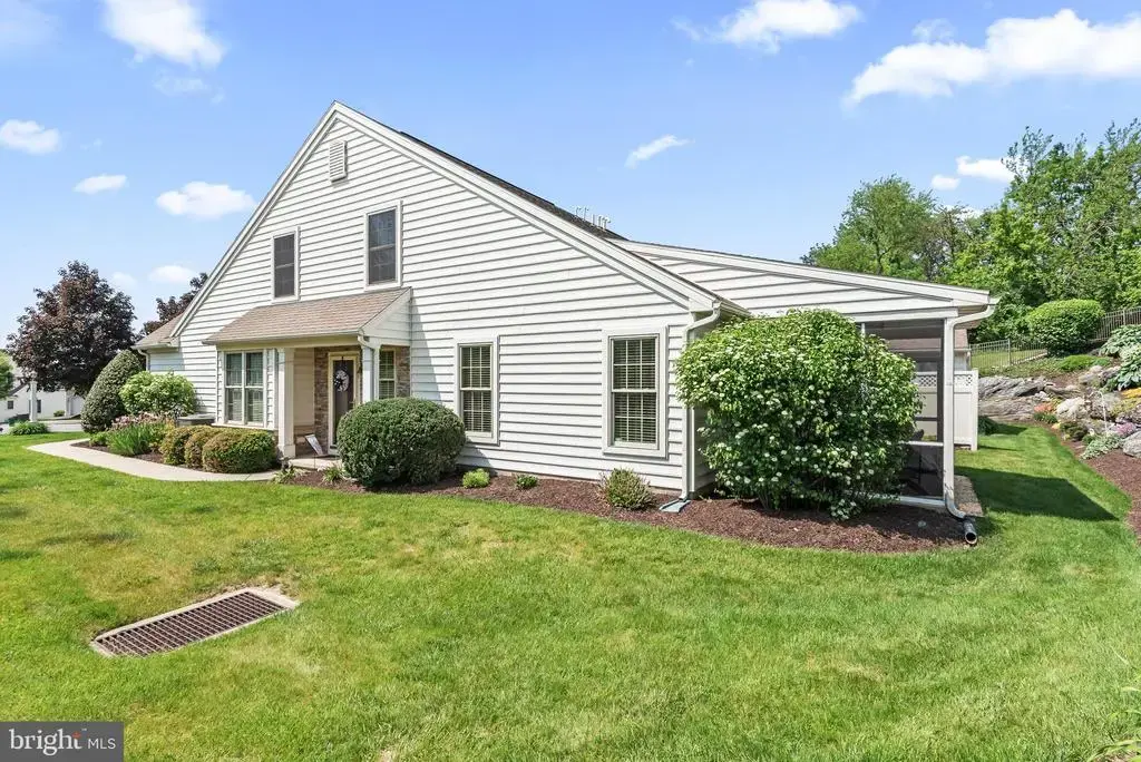 20 Hardy Ct, LANCASTER