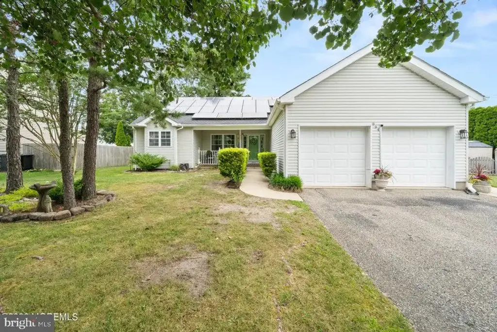 994 Treasure Ave, MANAHAWKIN