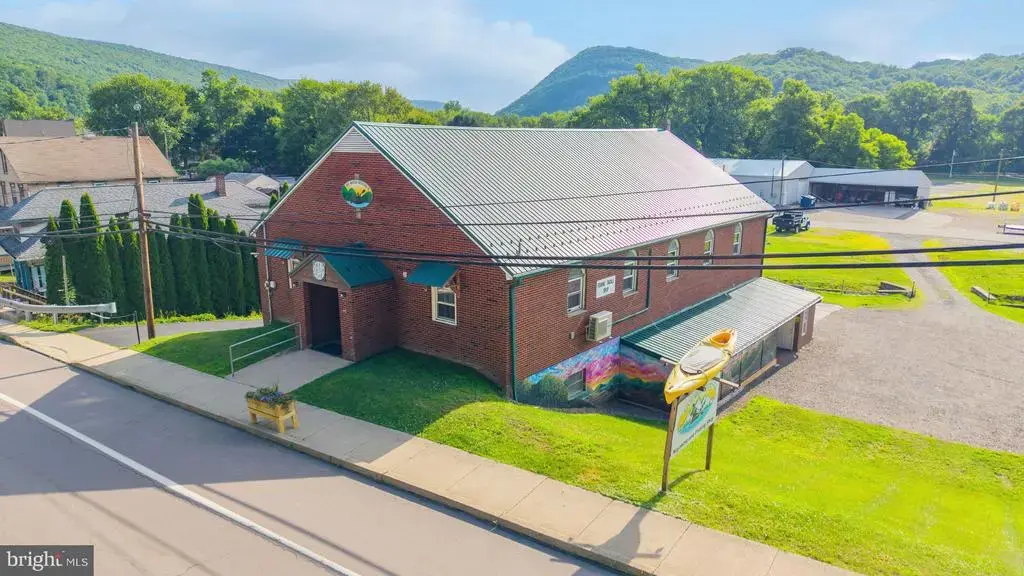 95 S Main St, SHICKSHINNY