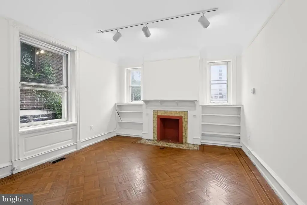 3512 Lancaster Ave #1e, PHILADELPHIA
