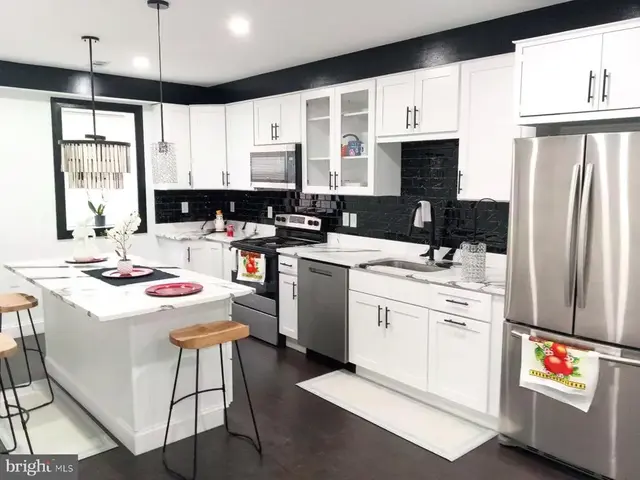 1700 E Federal St, Baltimore