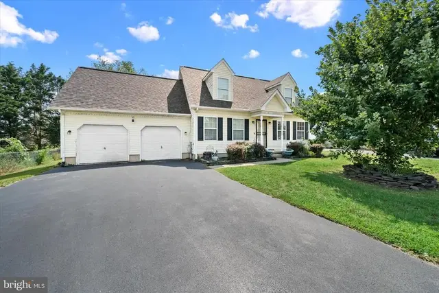 905 Tamara Dr, Smyrna