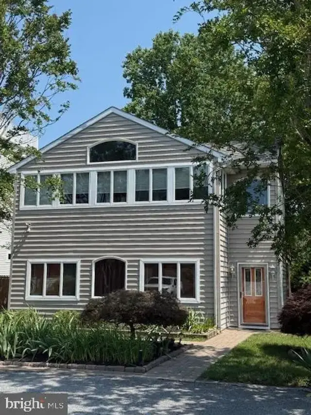 37469 1st St, Rehoboth Beach
