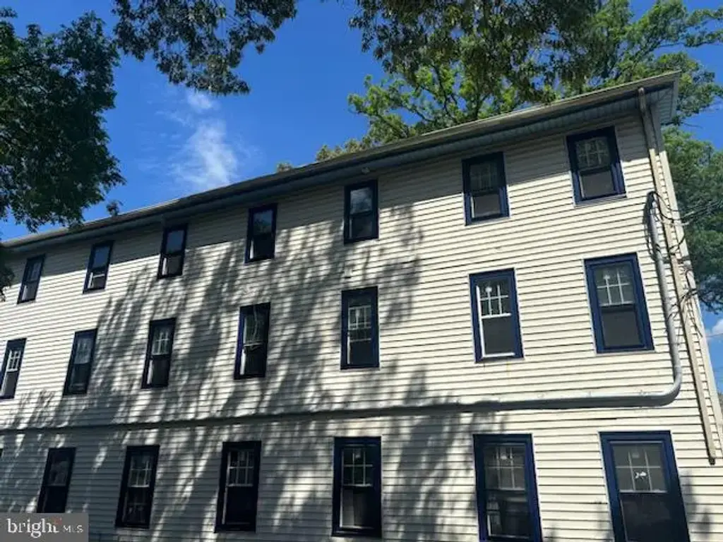 166 East Ave #d, PITMAN