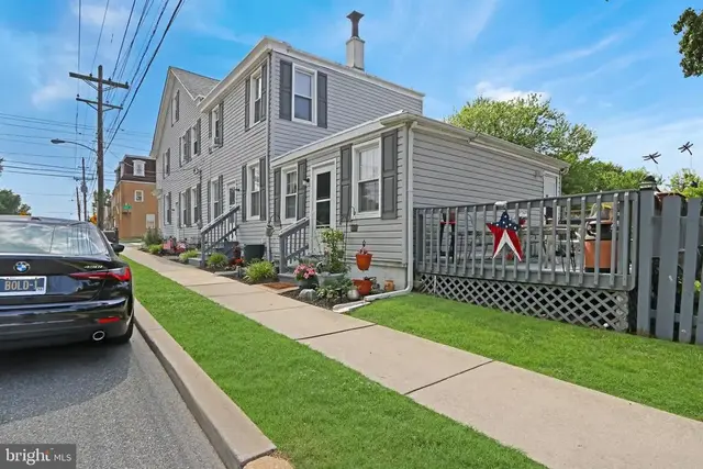 650 W 7th St, New Castle