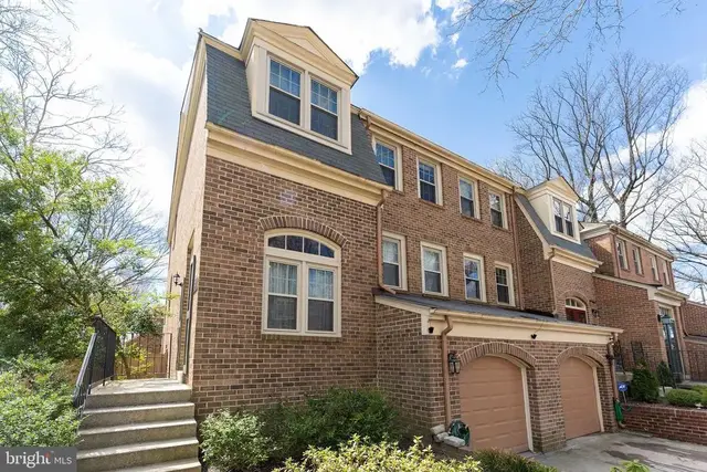 5917 Empire Way, North Bethesda