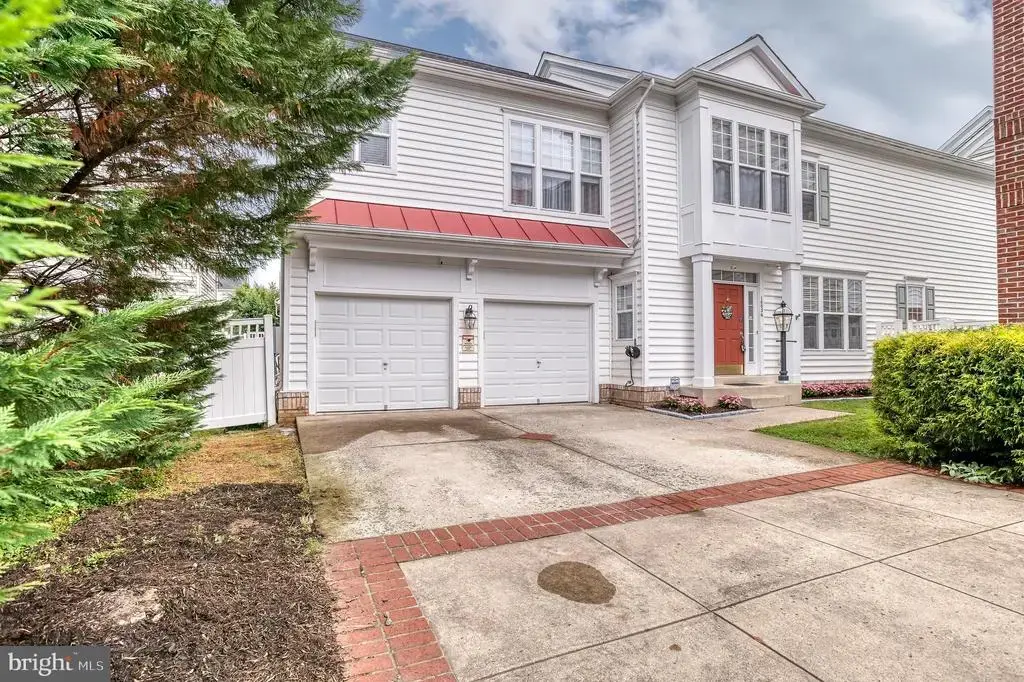 10036 Pentland Hills Way, BRISTOW