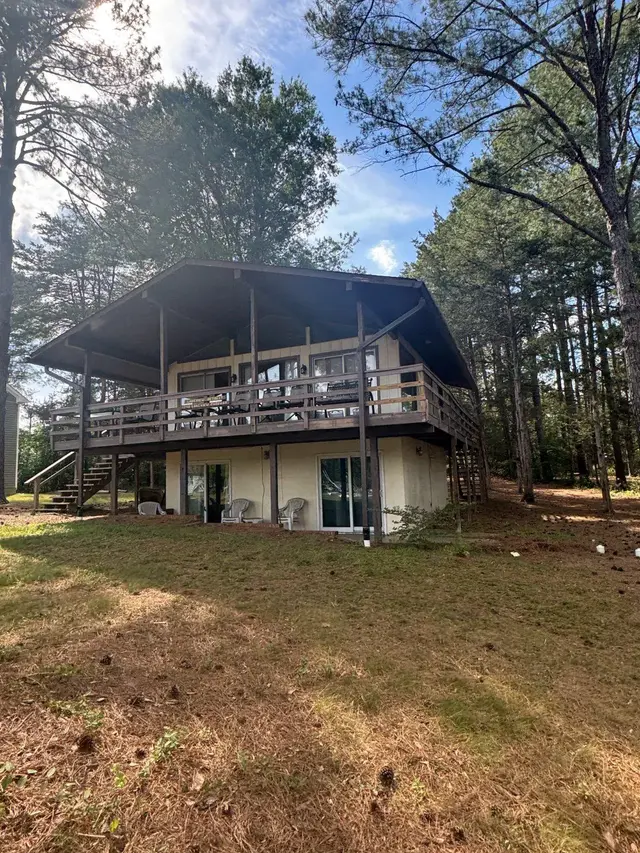 1348 Lakeview Pkwy, Locust Grove