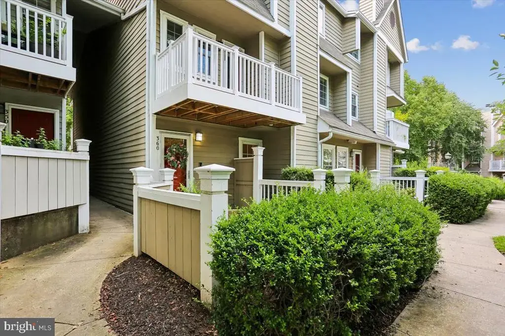 10827 Hampton Mill Ter #360, ROCKVILLE