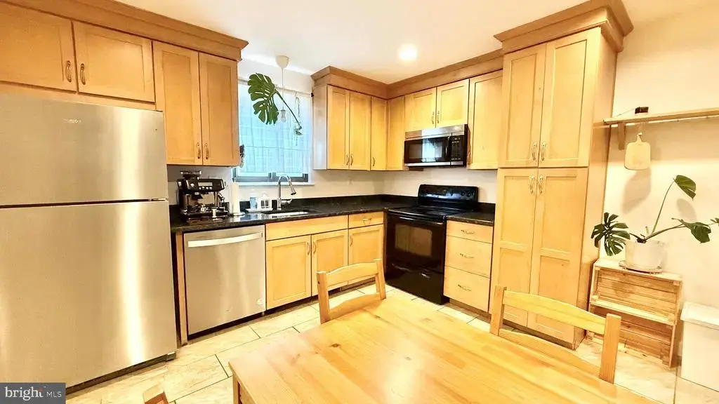 415 Meadow Woods Ln, LAWRENCEVILLE