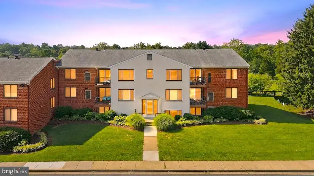 125-e Clubhouse Dr Sw #6, LEESBURG