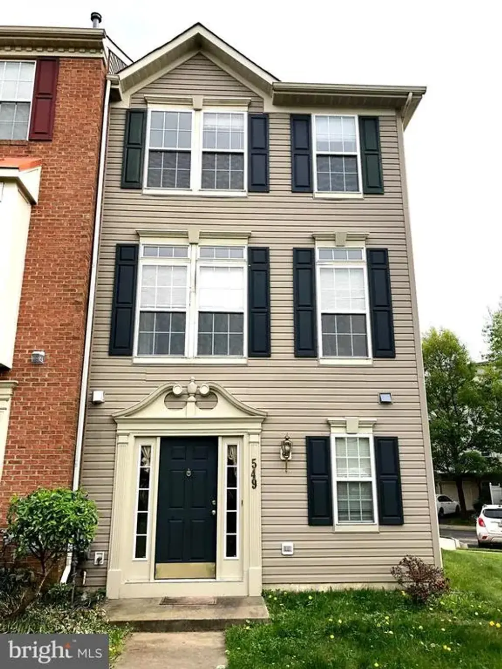 549 Eisenhower Dr, FREDERICK