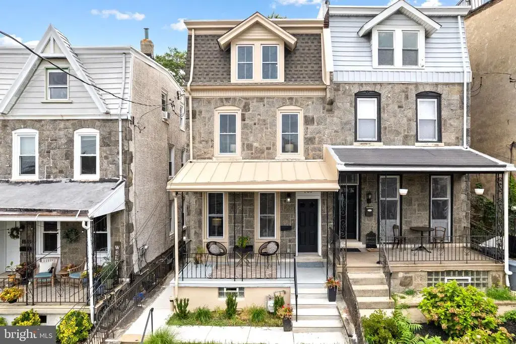 160 Shurs Ln, PHILADELPHIA