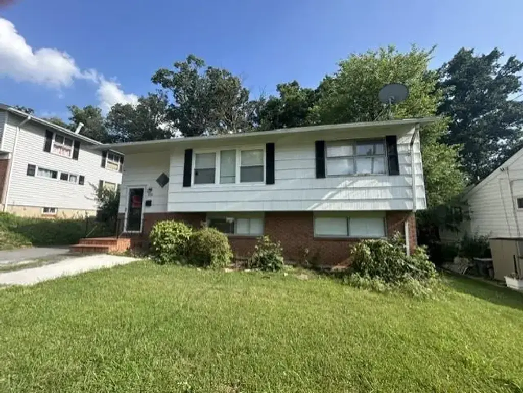 328 W Edmonston Dr, ROCKVILLE