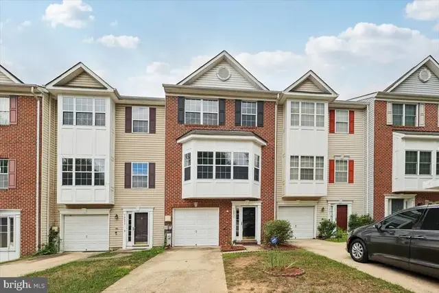10833 Vista Gardens Dr, Bowie