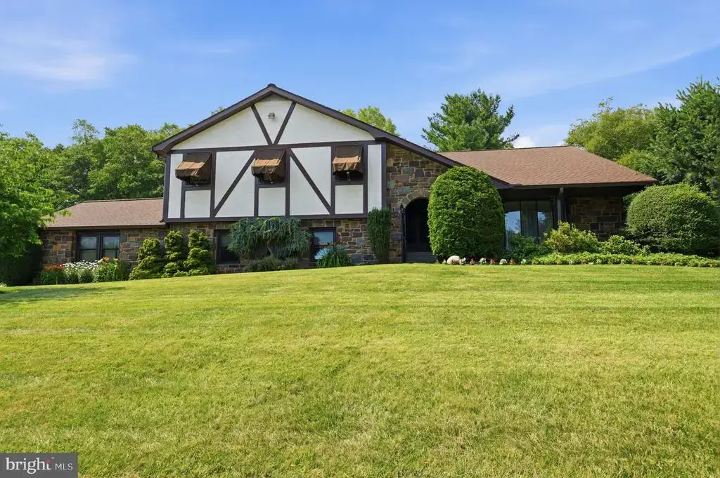 3794 Ridgeview Rd, HUNTINGDON VALLEY