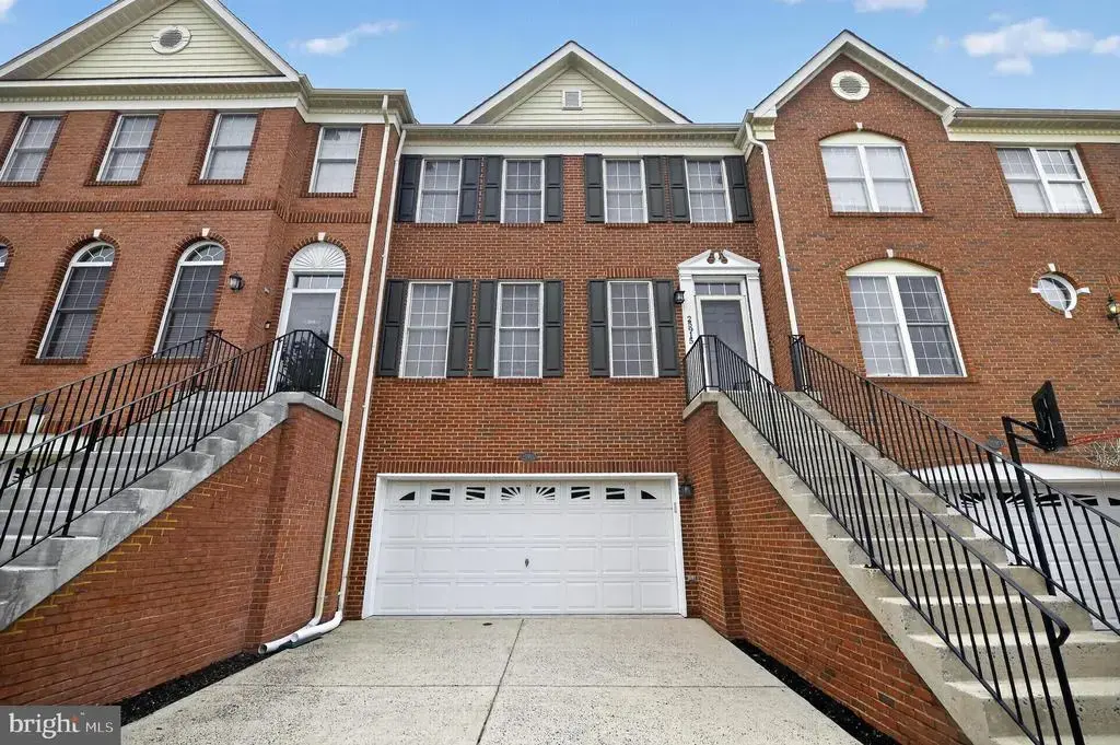 25915 Kirkwood Sq, CHANTILLY