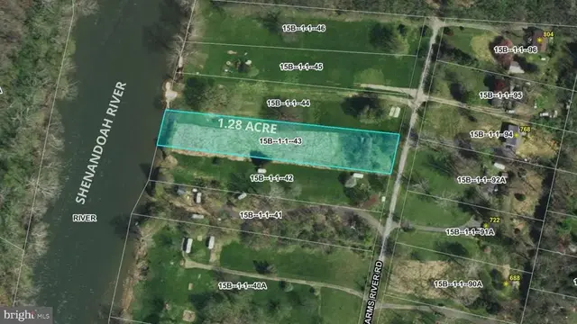 745 Farms River Rd, Front Royal