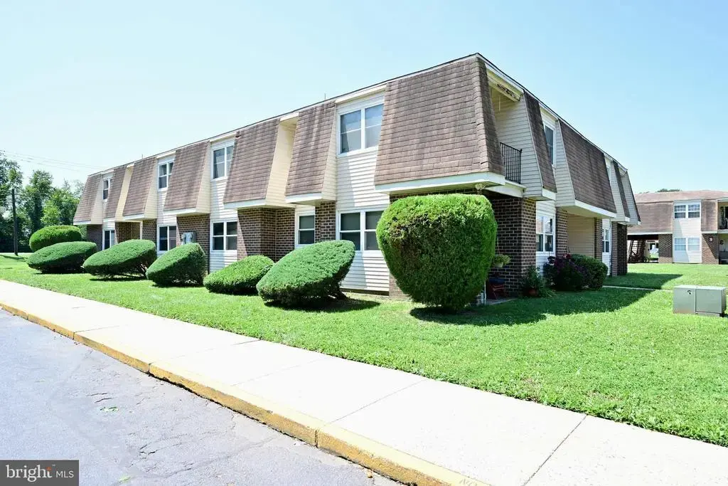 29-8 Florence Tollgate Pl #8, BURLINGTON