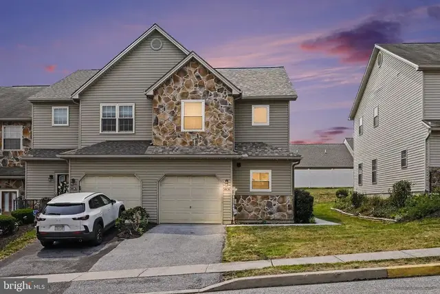 136 Kristy Ln, Harrisburg