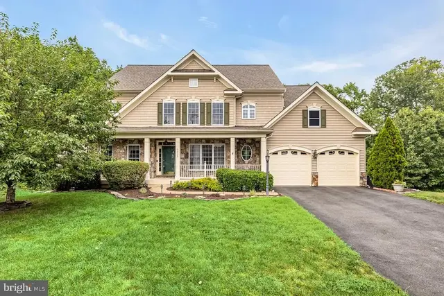 3232 Lost Pond Ct, Triangle