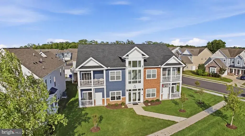 29 Bennett Point Ln #1, ocean view