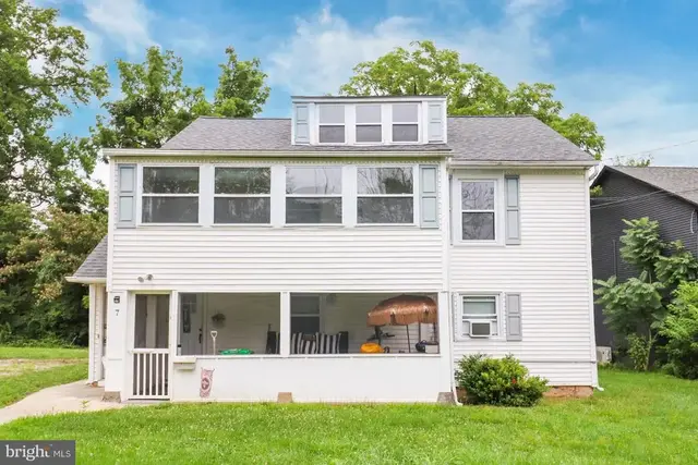 7 Grubbs Landing Rd, Claymont