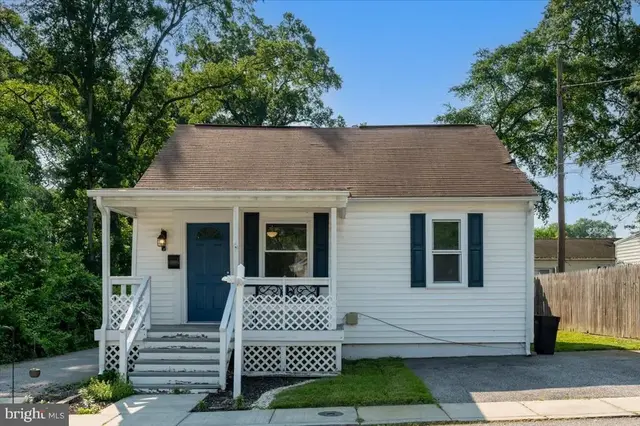 409-a Maple Ln Nw, Glen Burnie