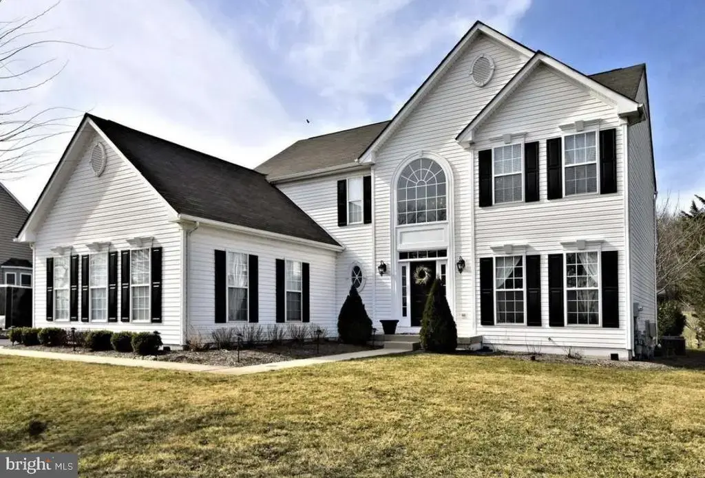 470 Creekview Dr, HARLEYSVILLE