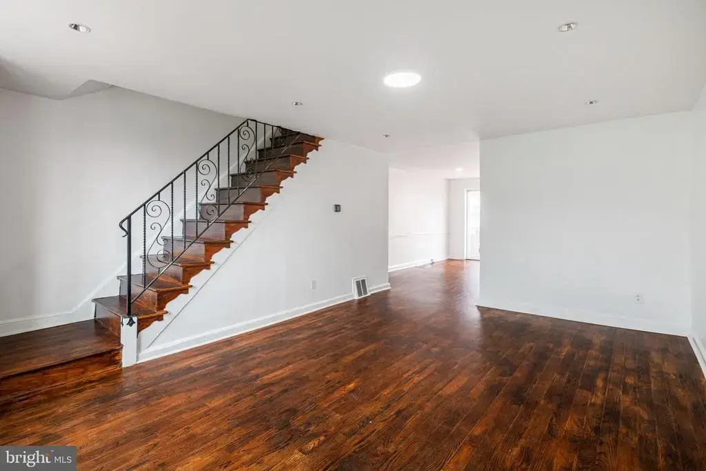 1337 Pennington Rd, PHILADELPHIA