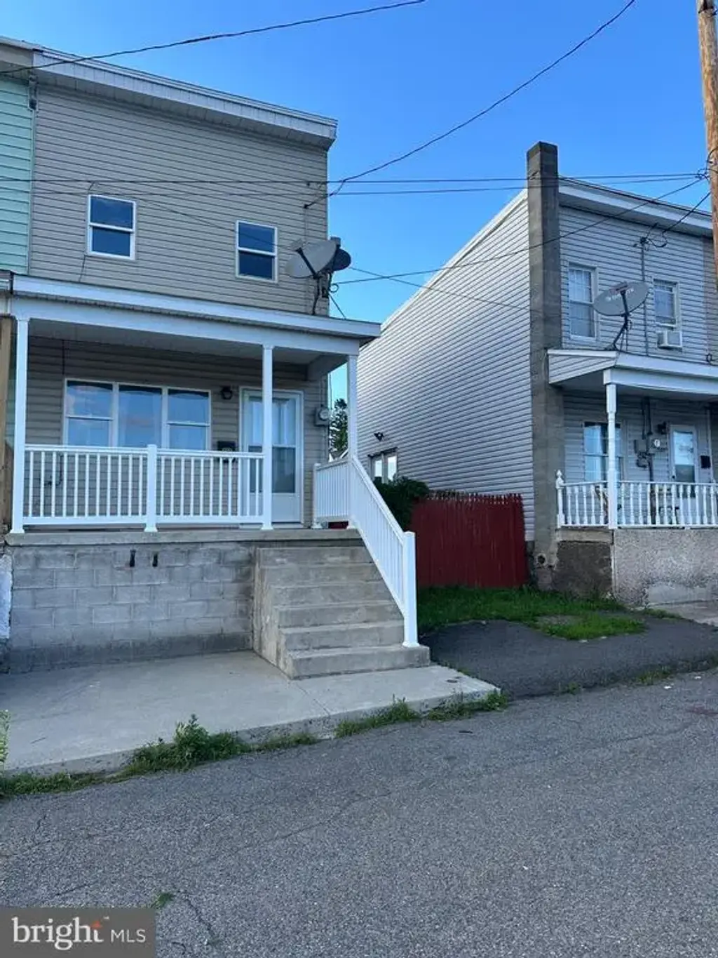 531 W Howard St, FRACKVILLE